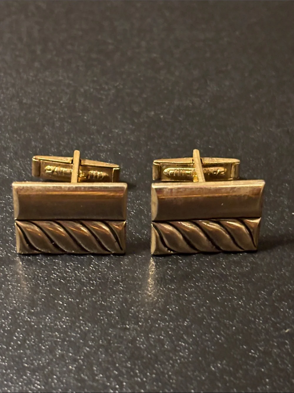 Vintage Gold Tone Rectangular Rope Detail Cufflinks